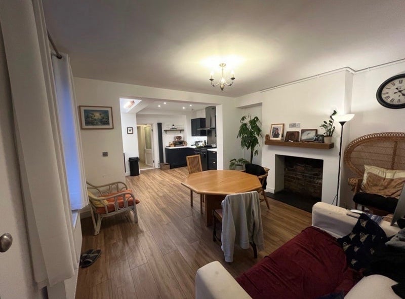 Room Ireton Road in Bristol