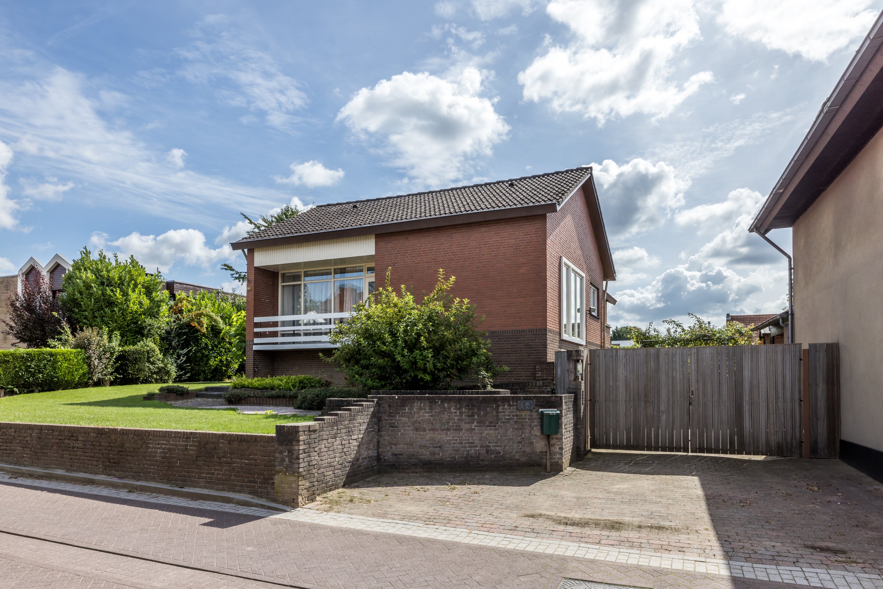 Huis Douvenderweg 10 in Oirsbeek