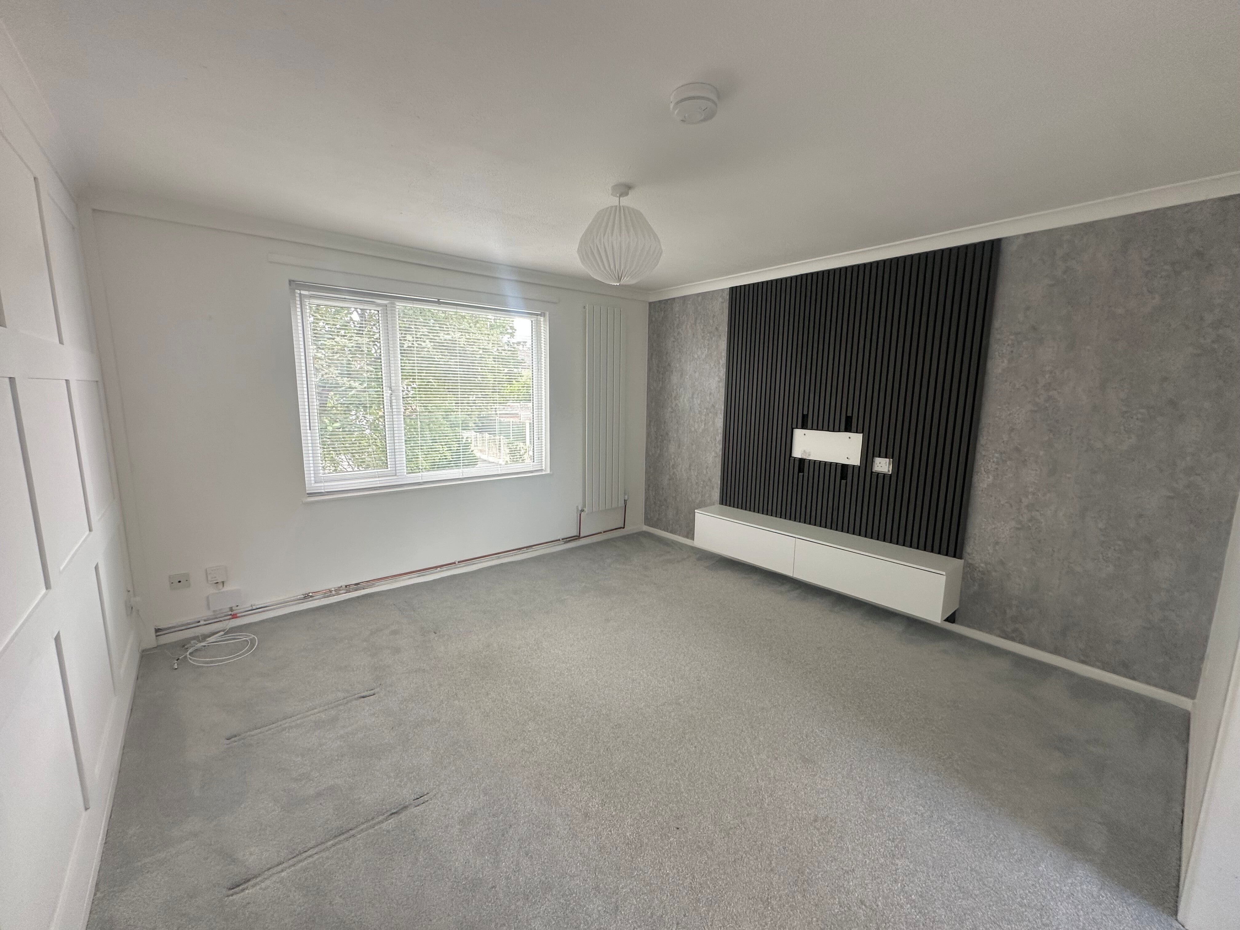 Flat Spenser Walk in Bromsgrove