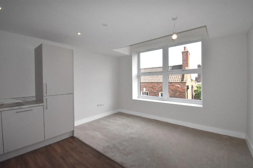 Flat Sovereign Way in Kingston Upon Hull