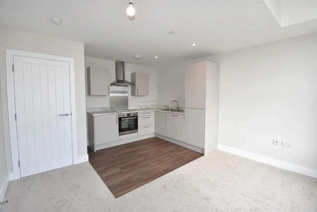 Flat Sovereign Way in Kingston Upon Hull