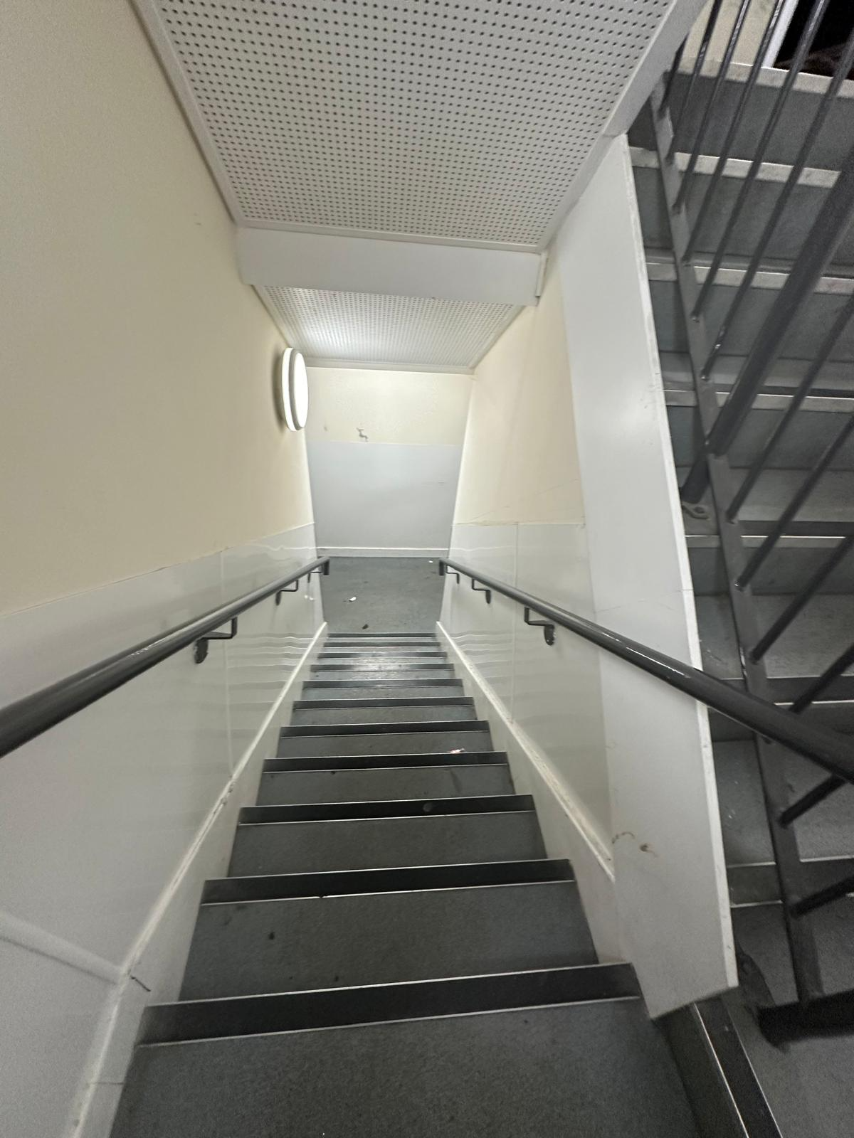 Flat Ilford Lane in Greater London