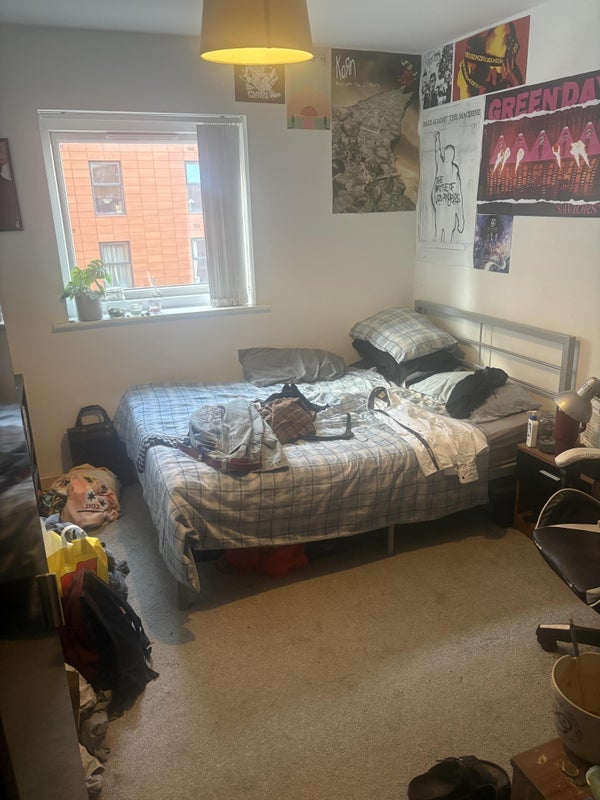Room Blackfriars Road in Salford