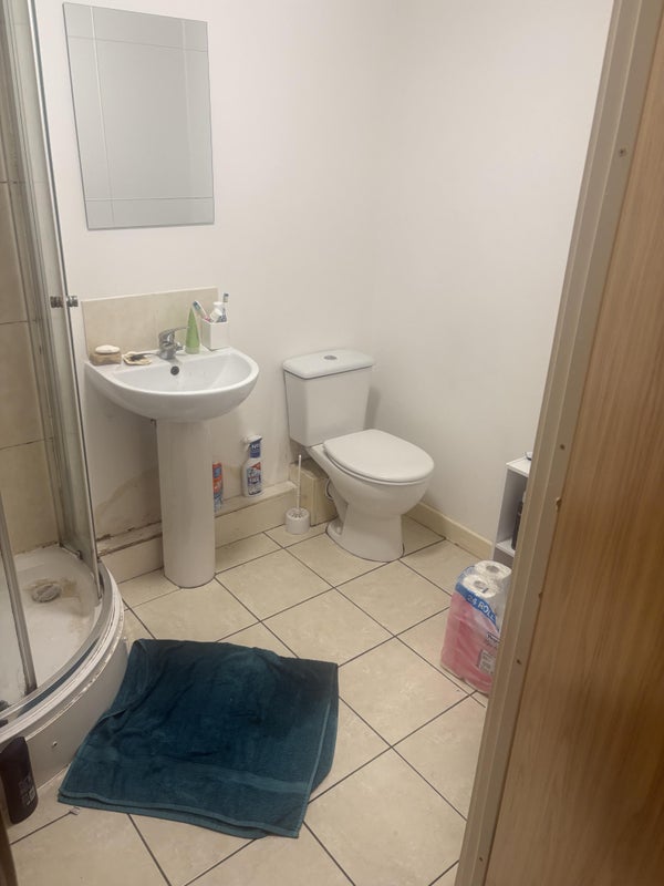 Room Blackfriars Road in Salford