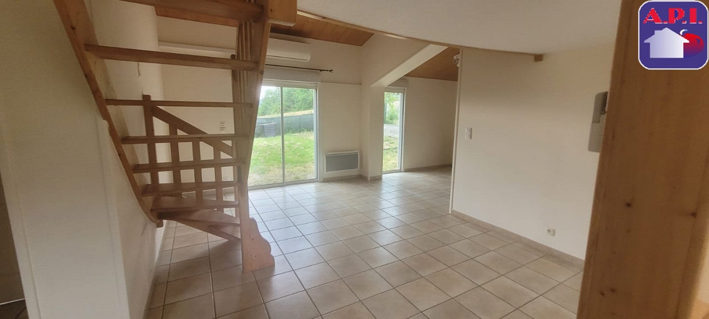 Maison Place Ladevèze à Les Bordes-sur-Arize