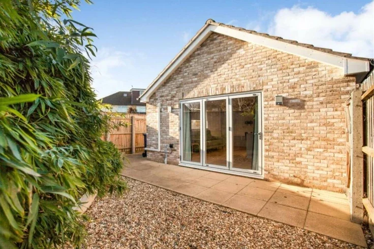 House Dunsmore Close in Cambridge