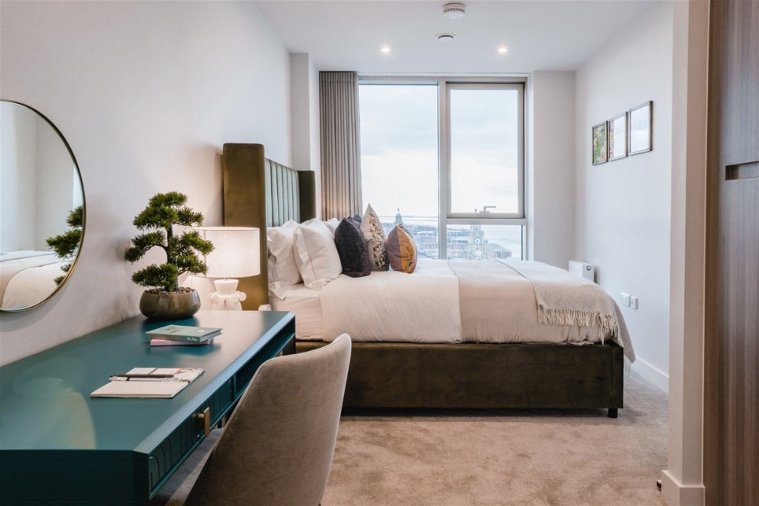 Flat William Jessop Way in Liverpool