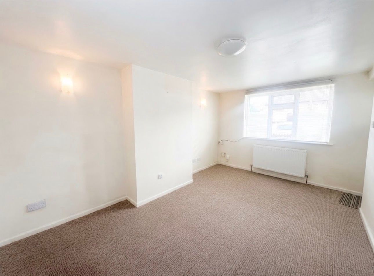 Flat Wiltshire Drive in Borough of Rossendale