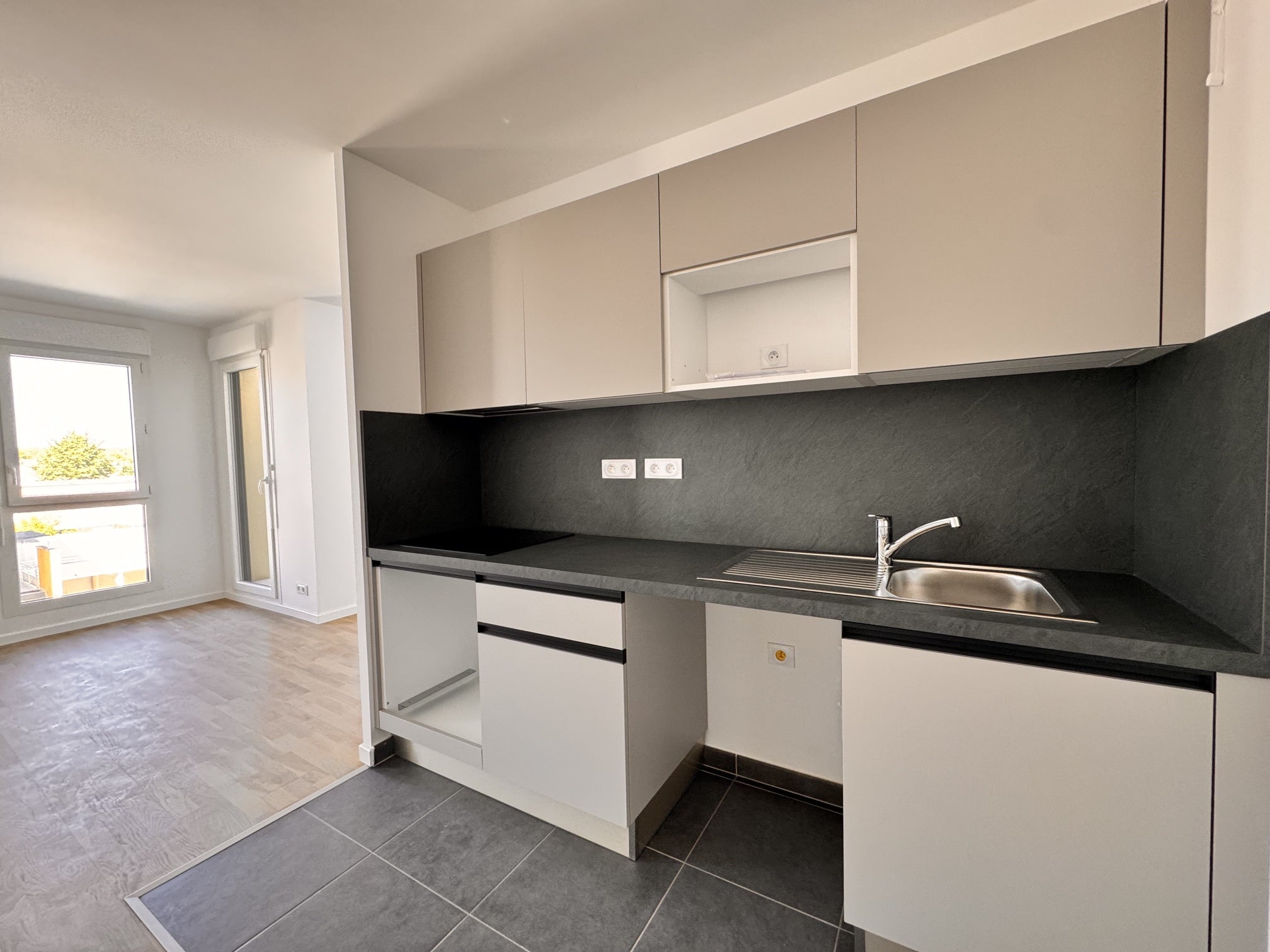 Flat Rue de Prague in Élancourt