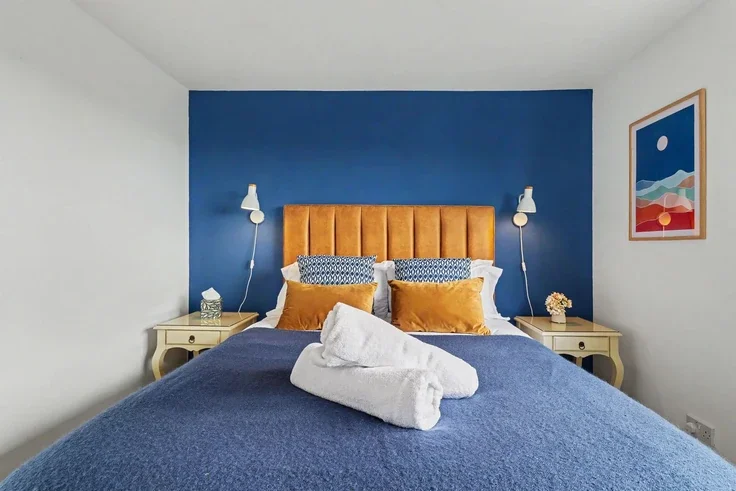 Flat Innerdownie Place in Dollar