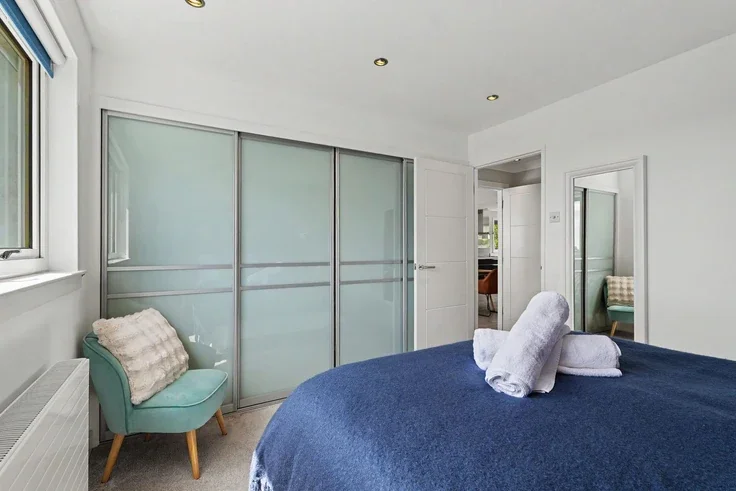 Flat Innerdownie Place in Dollar