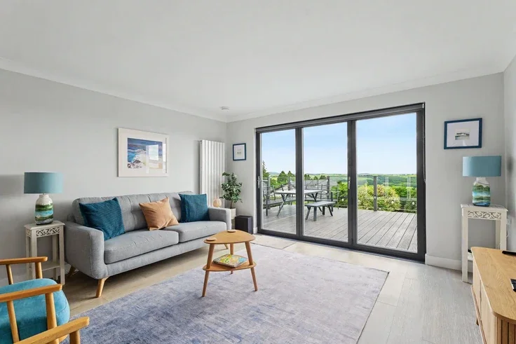 Flat Innerdownie Place in Dollar