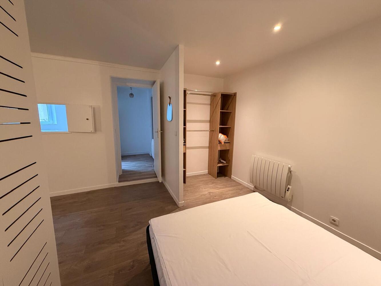 Flat Rue de la Brise in Chaville