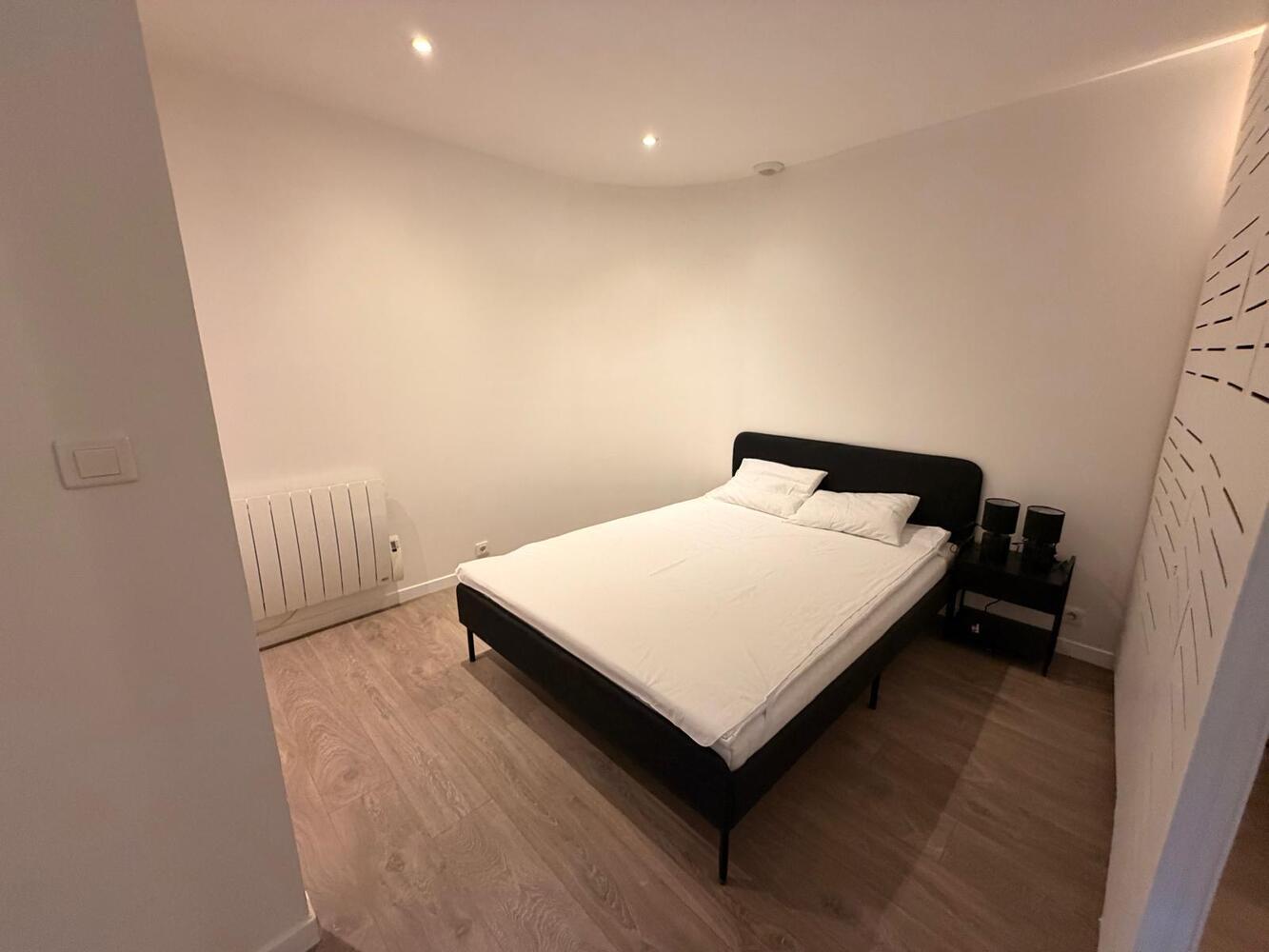 Flat Rue de la Brise in Chaville
