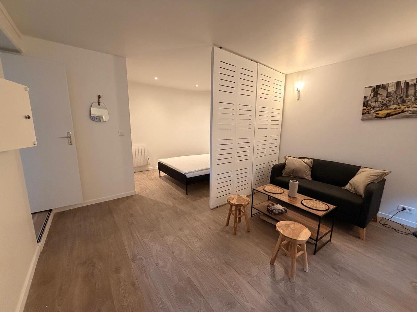 Flat Rue de la Brise in Chaville