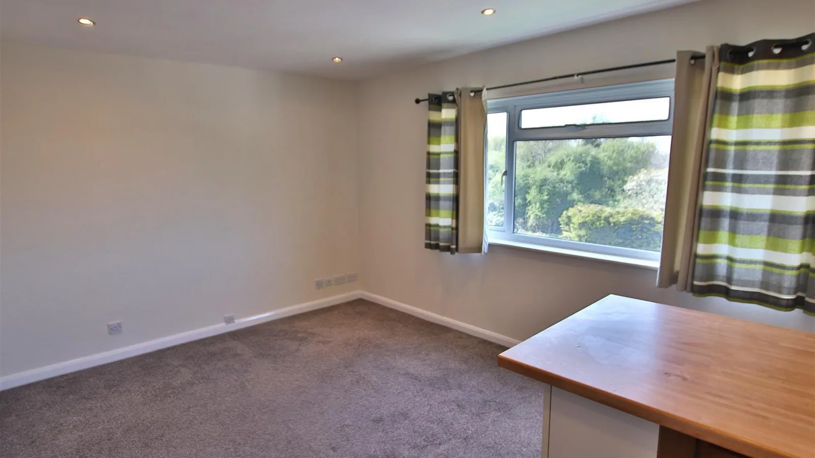 Flat Swilgate Road in Tewkesbury
