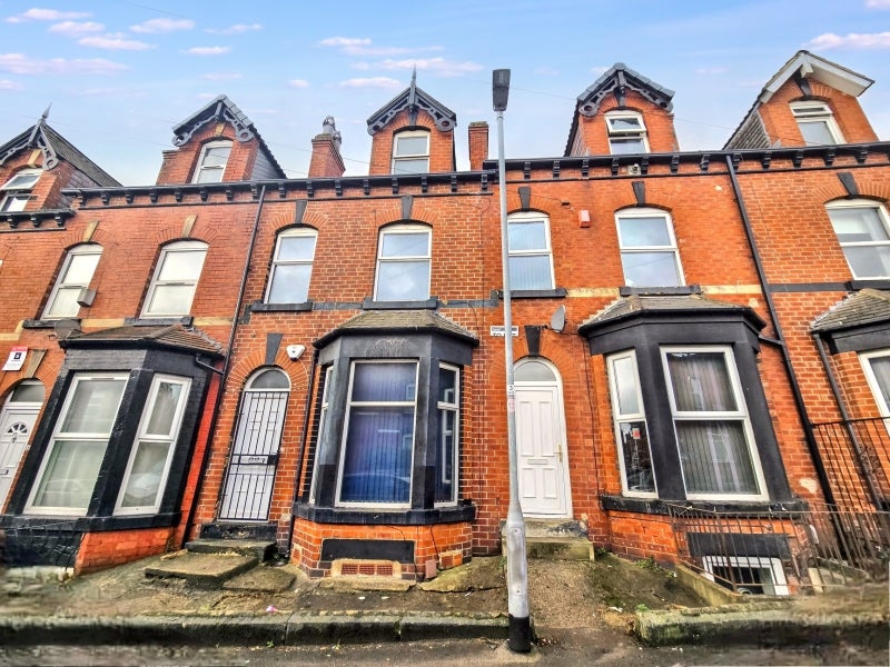 House Hessle Place in Leeds