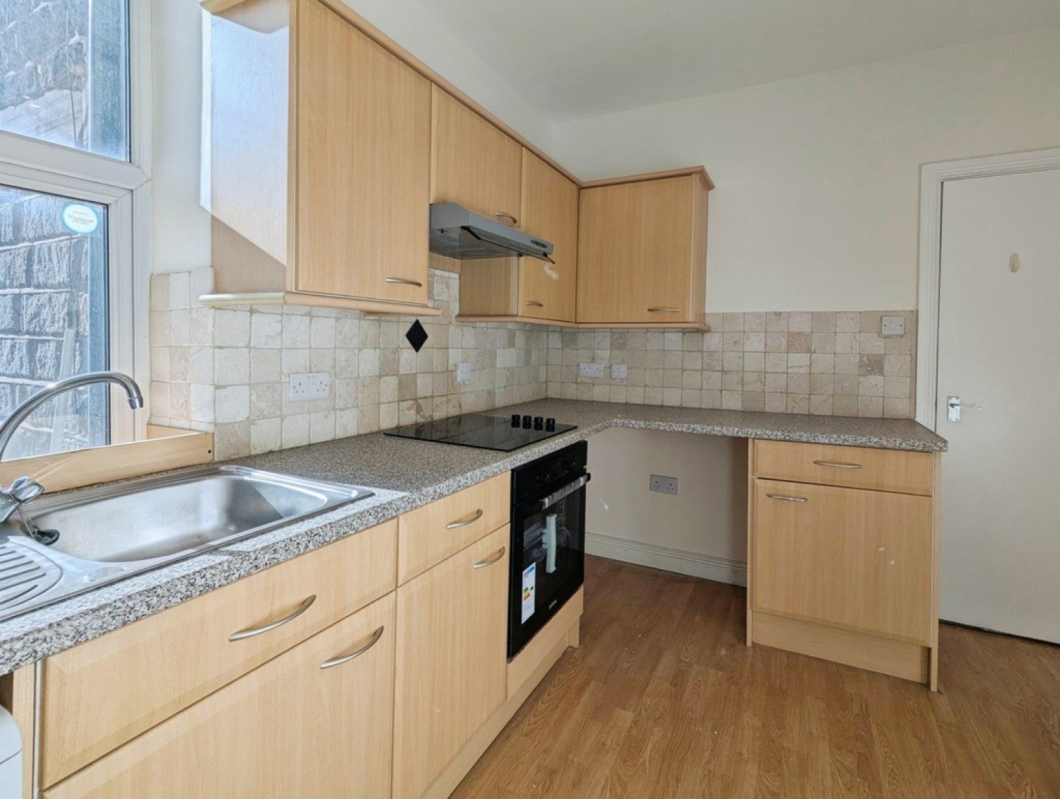 Flat Dragon Avenue in Harrogate