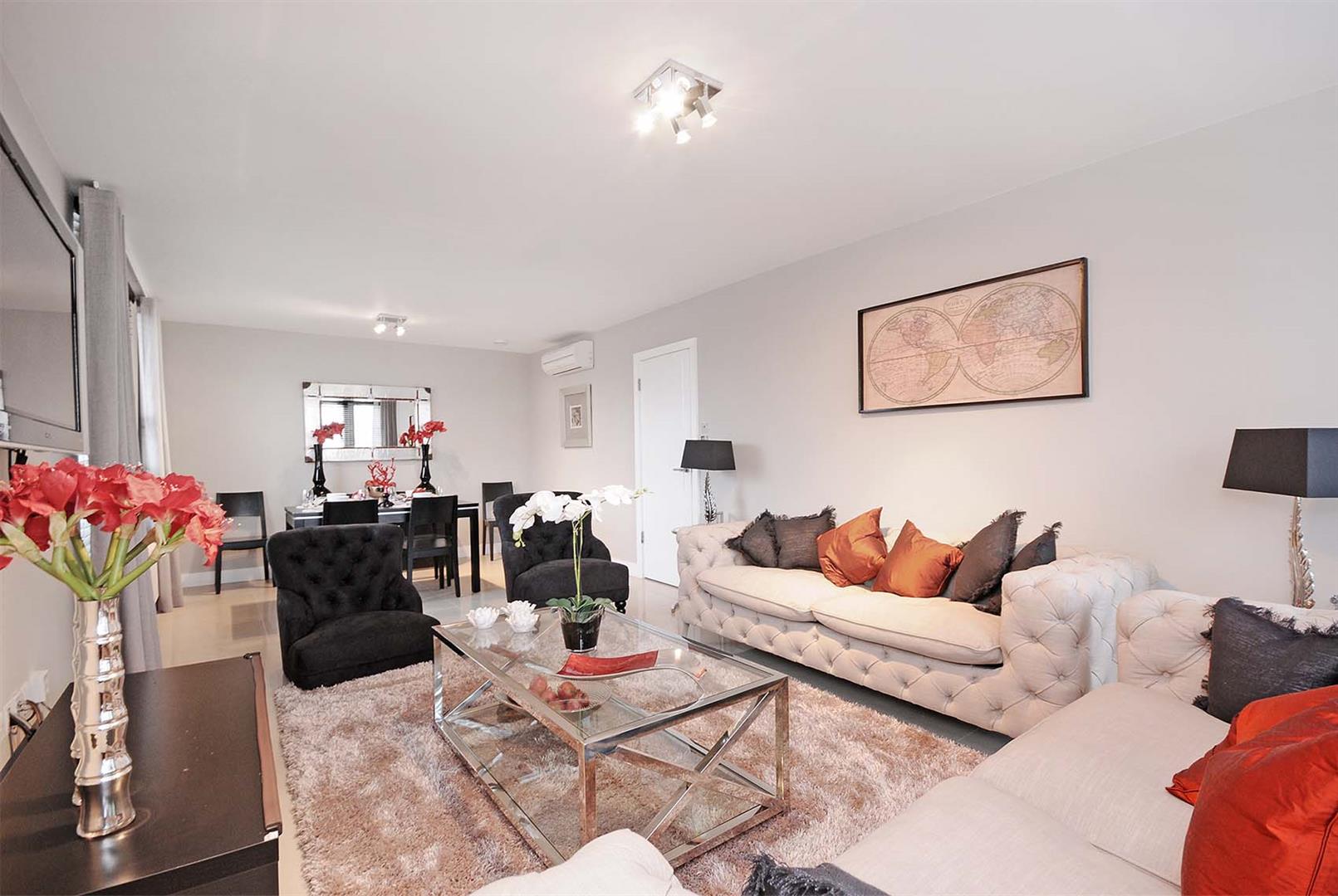 House Finchley Road in Greater London