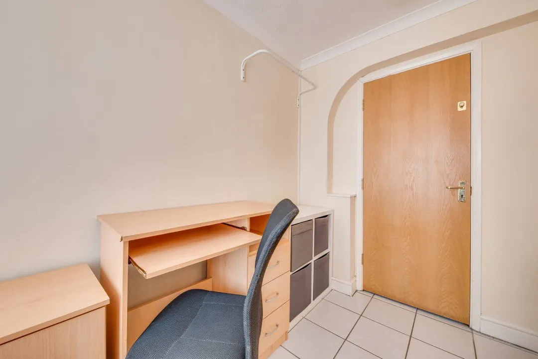 Flat Crossways in Canterbury