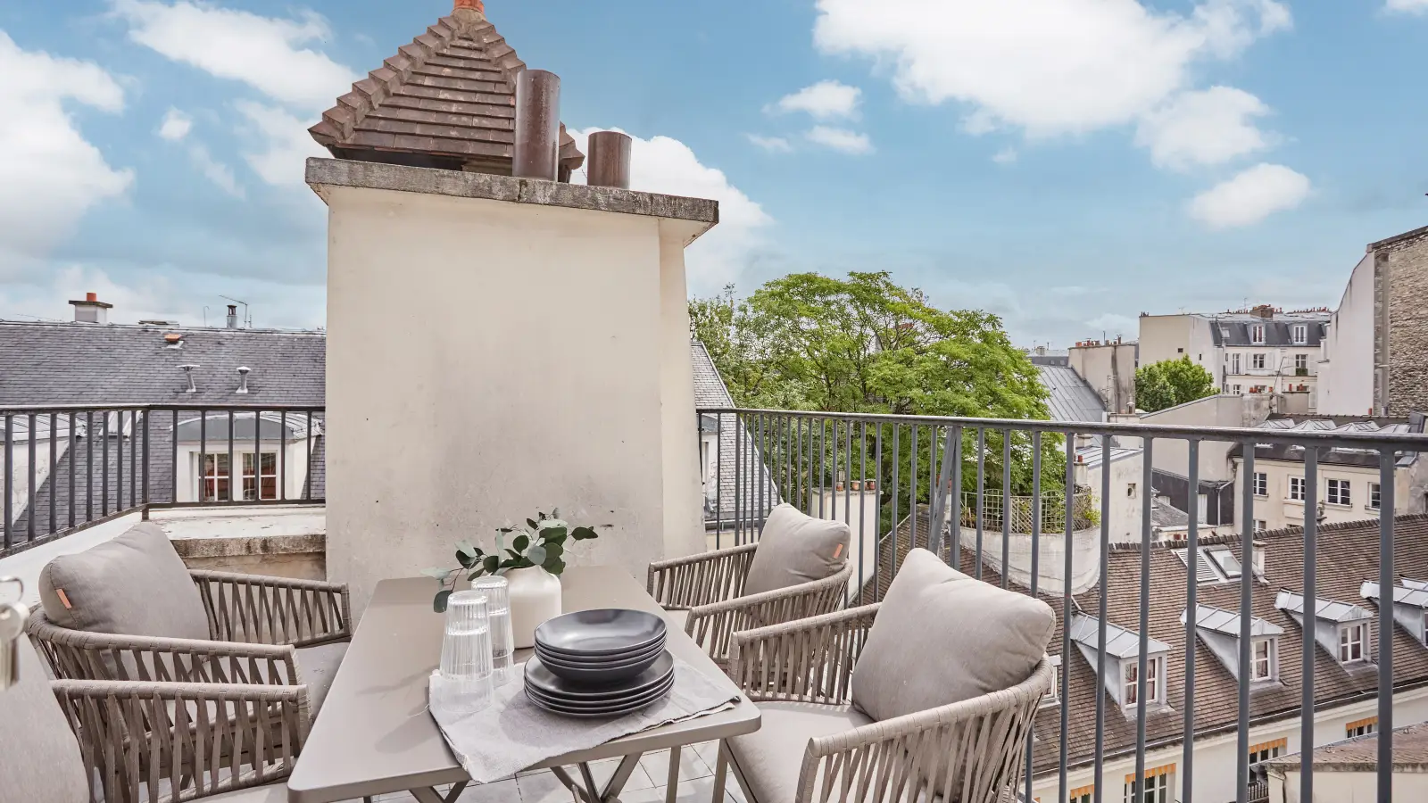 Flat Rue de l'Ancienne Comédie in Paris