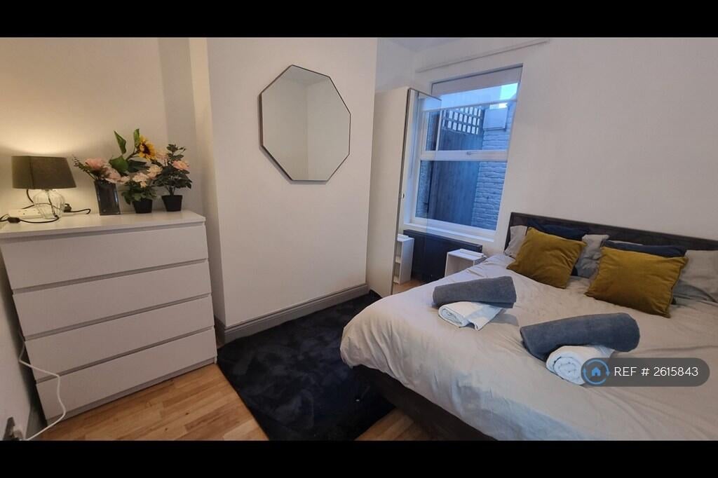 Room Upper Tooting Road in Greater London