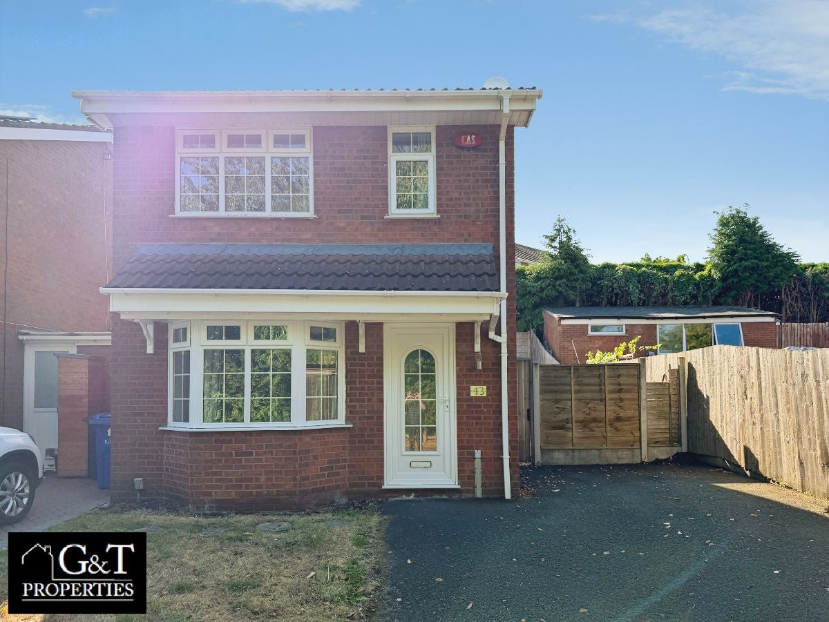House North View Drive in Brierley Hill