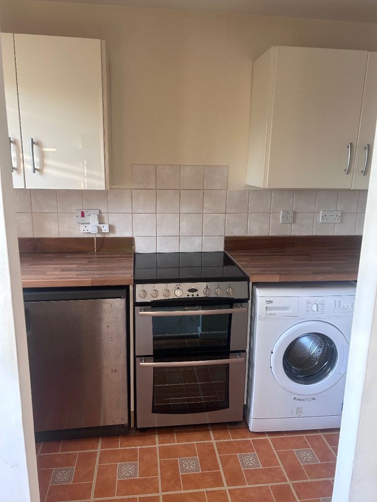 Flat Rosemary Close in Bristol