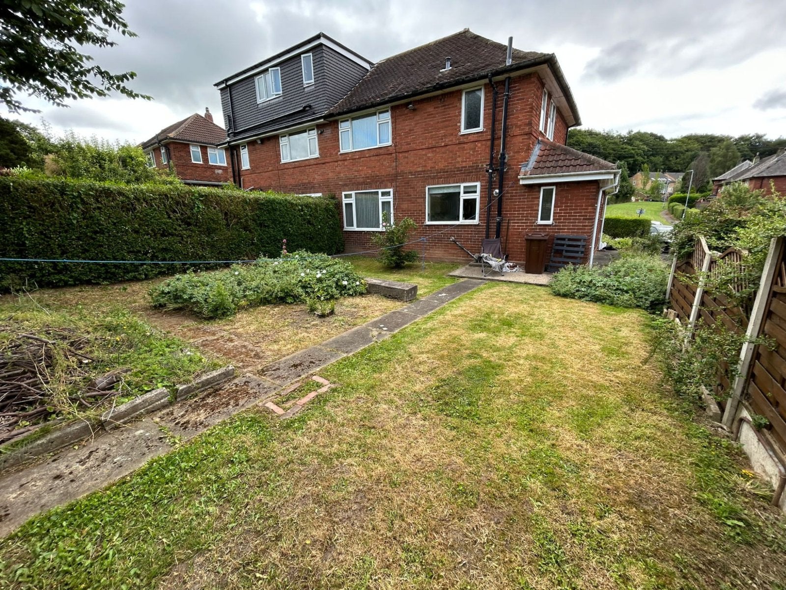 House Foxcroft Mount in Leeds