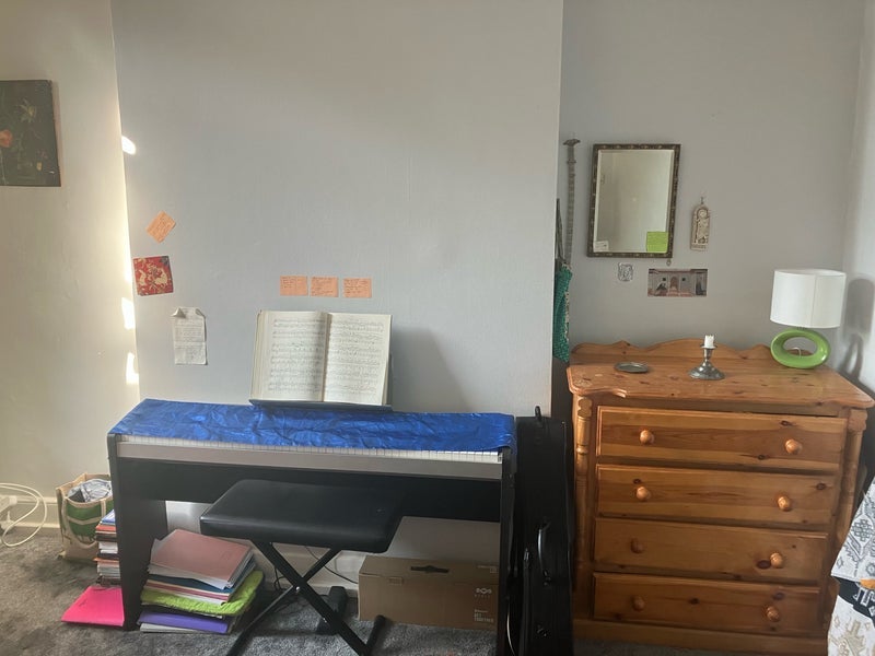 Room Powerscroft Road in Greater London
