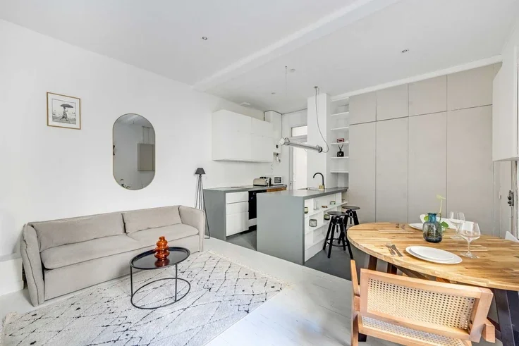 Flat Rue Custine in Paris