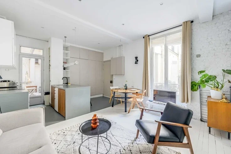 Flat Rue Custine in Paris