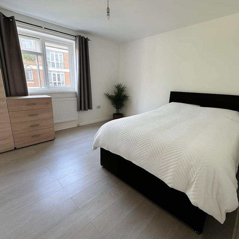 Room Ernest Street in Greater London