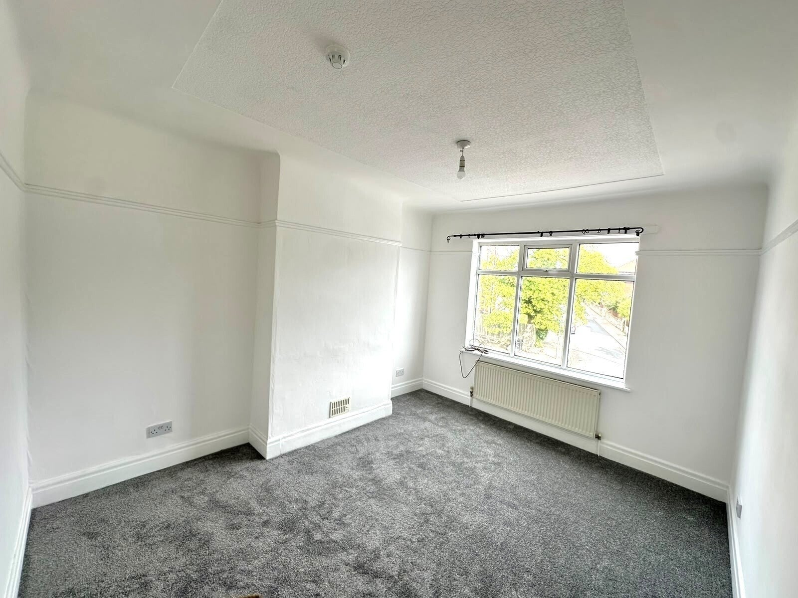 Flat Old Chester Road in Bebington