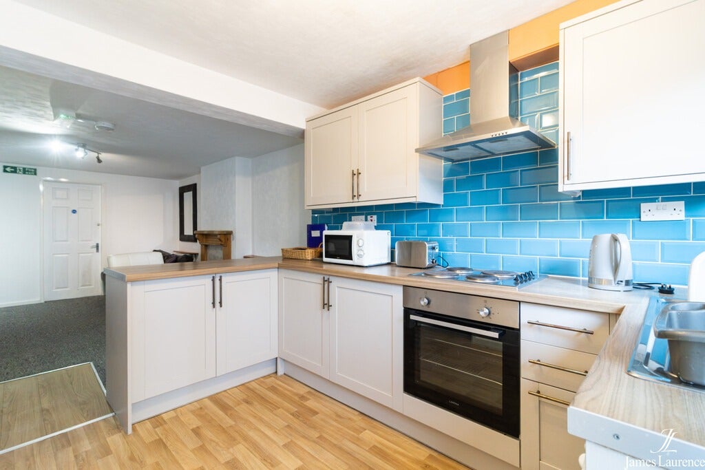 Flat Carlyle Road in Birmingham