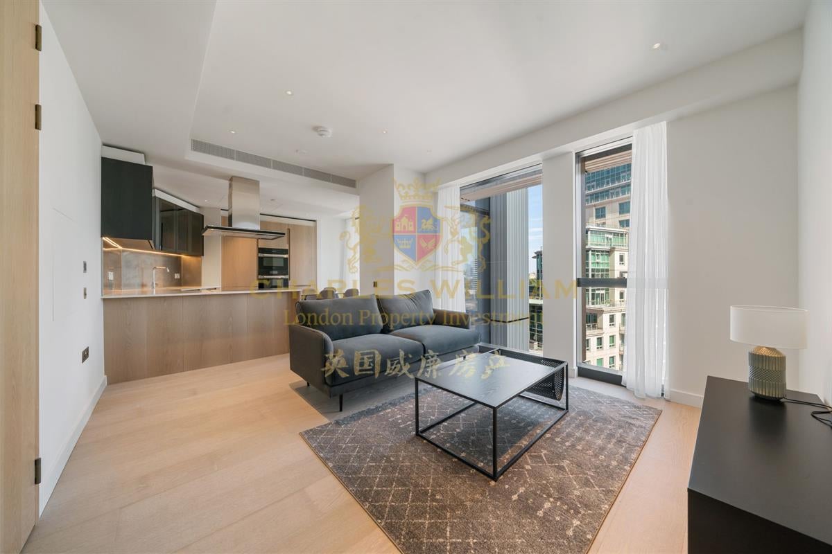 Flat Dorset Road in Greater London