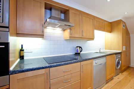 Flat Willow Road in Greater London