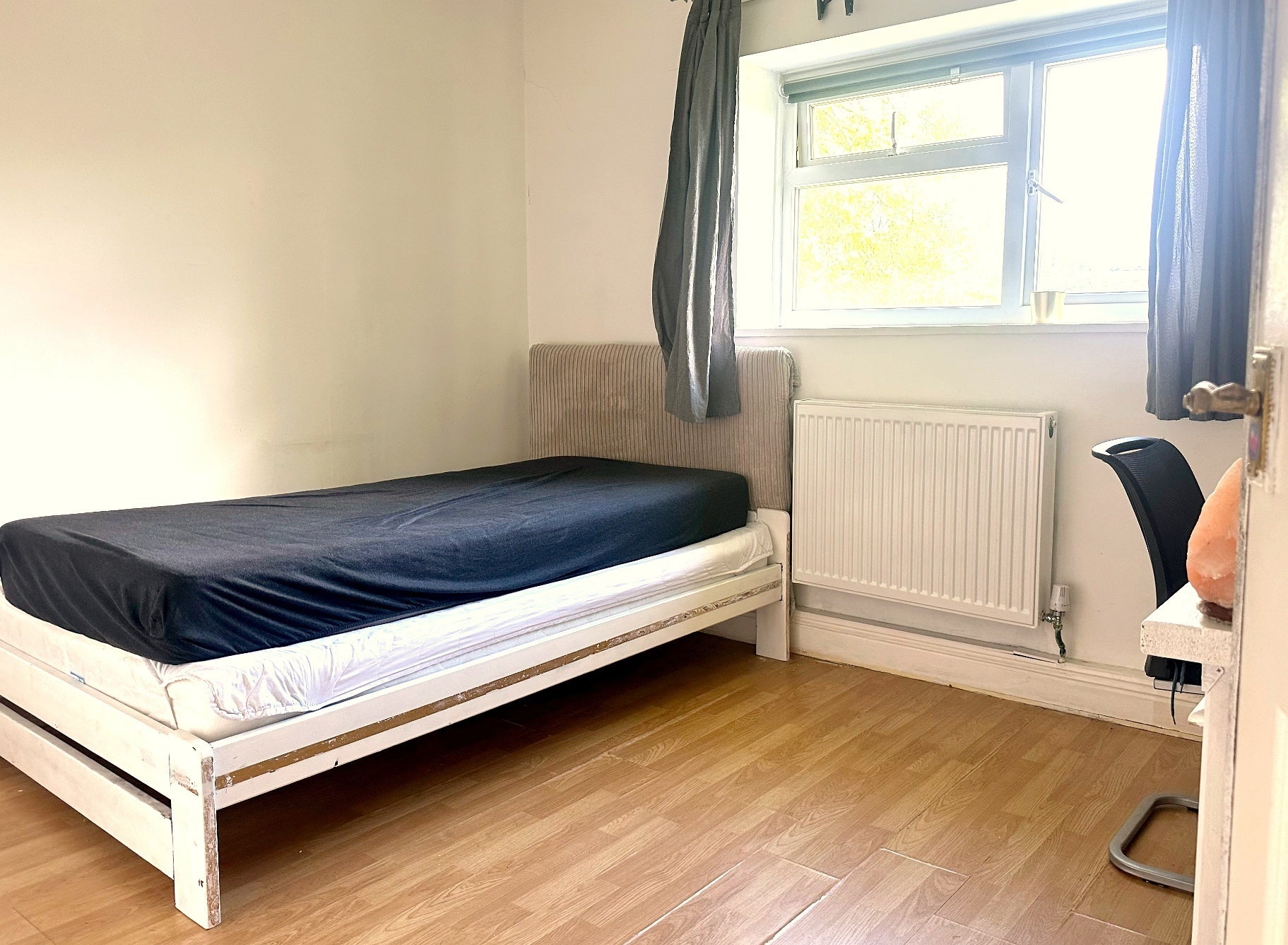 Flat Elwyn Gardens in Greater London