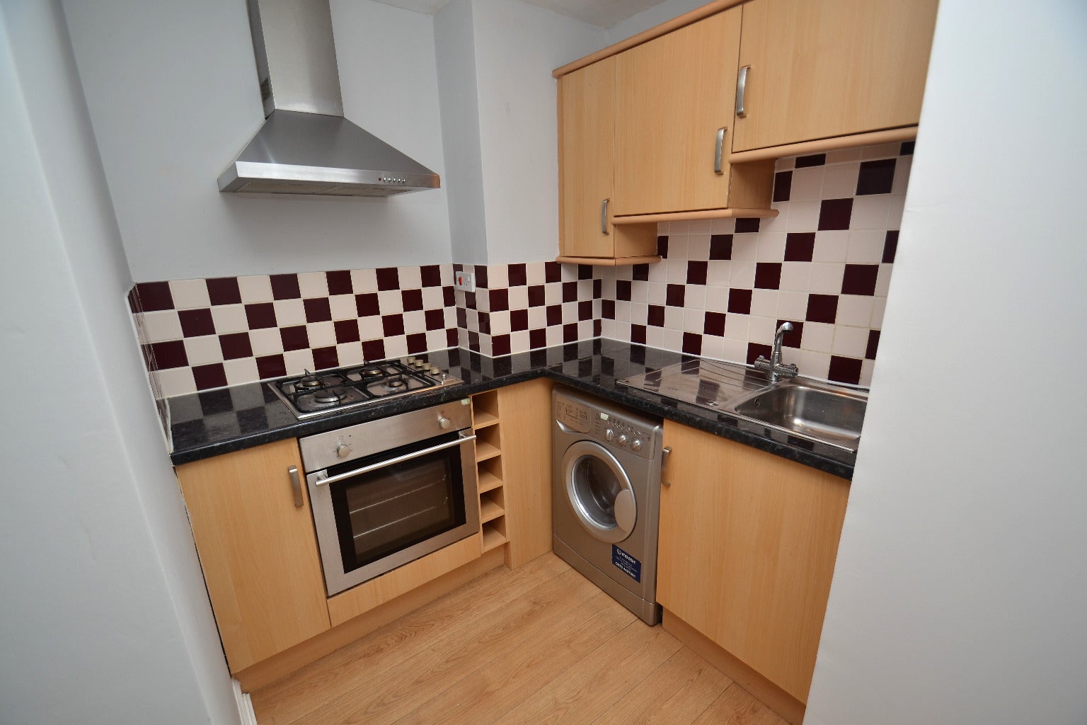 Flat Strathyre Street in Glasgow