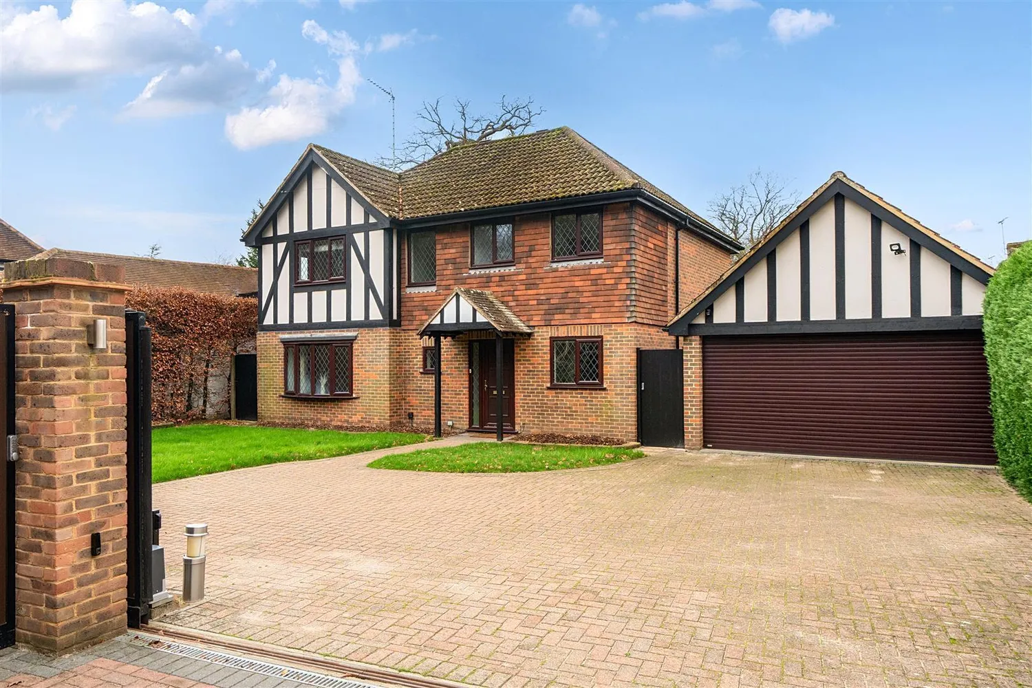House Ockham Road South in Guildford