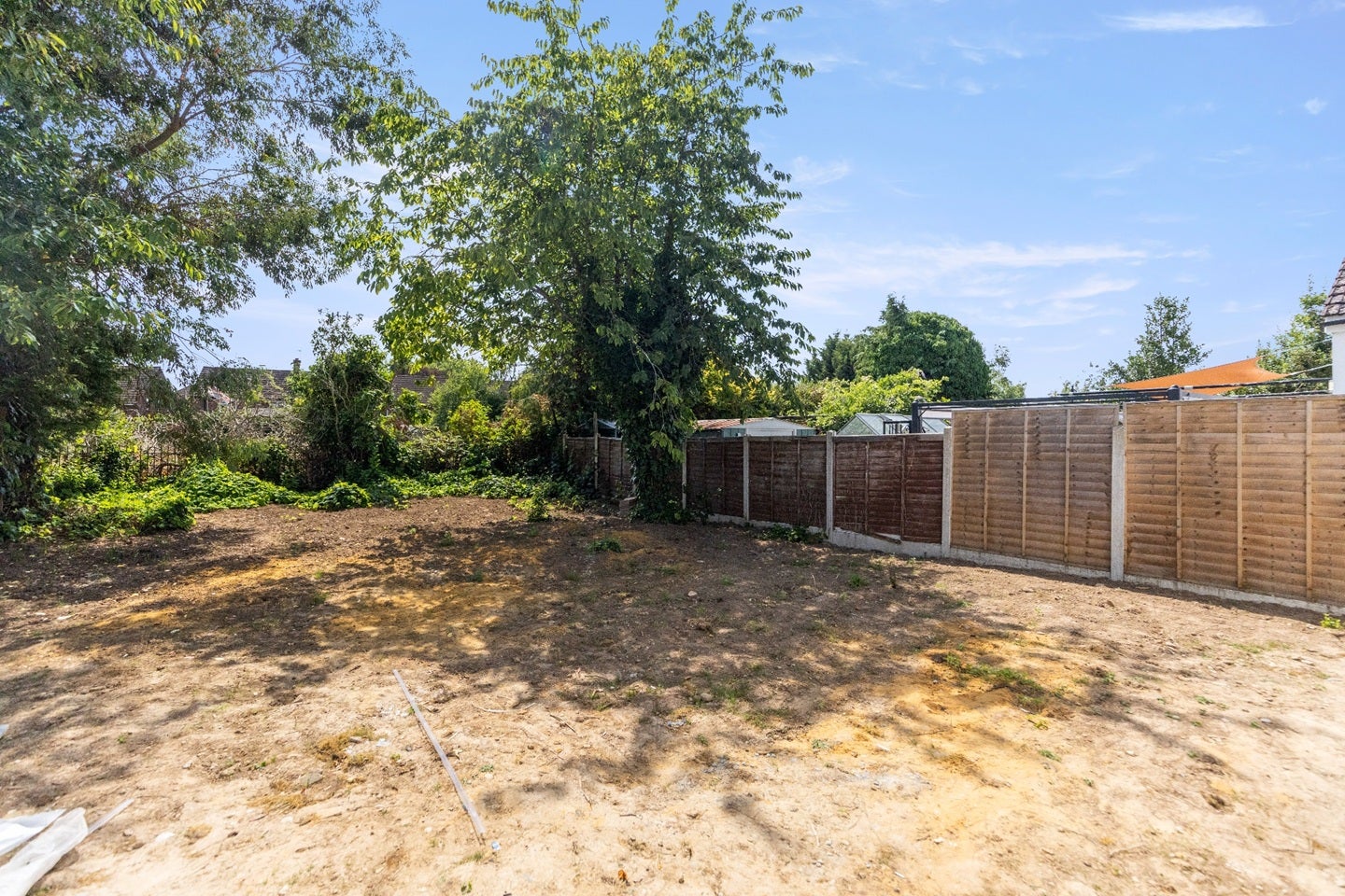 Flat Kingston Road in Borough of Spelthorne