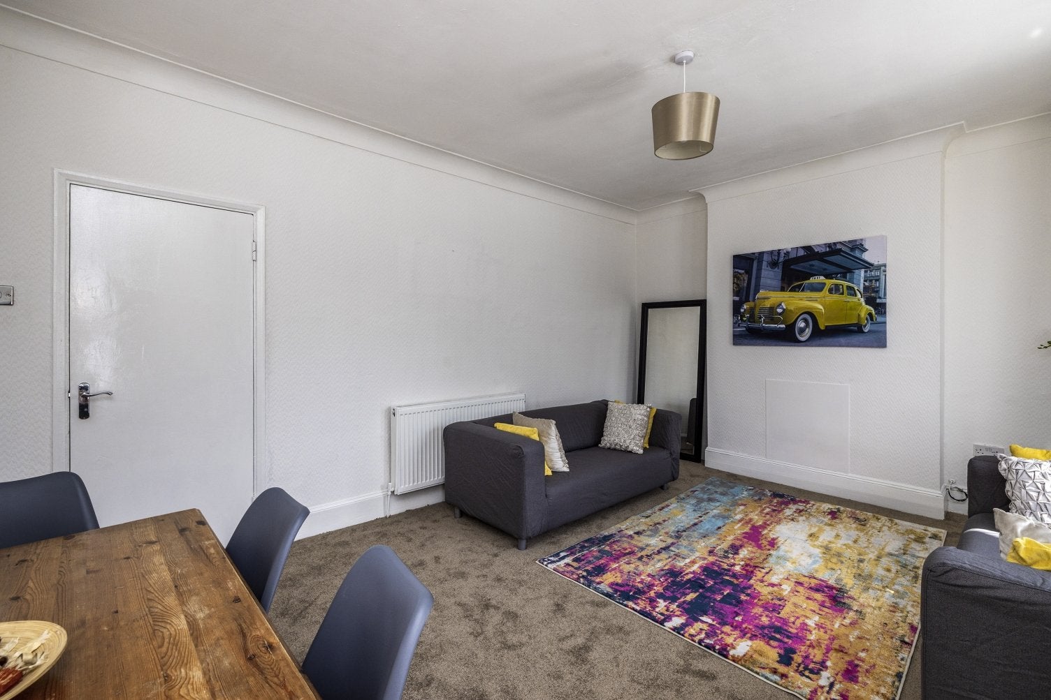 Flat Holmhurst in Greater London