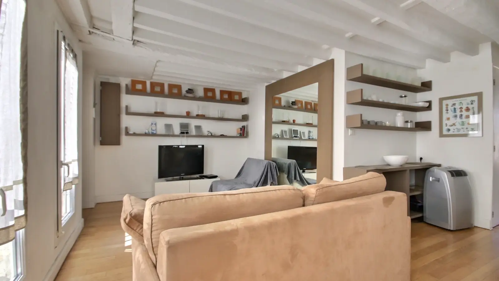 Flat Rue du Temple in Paris