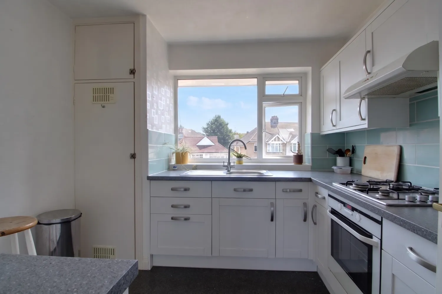 Flat Hangleton Road in Portslade by Sea