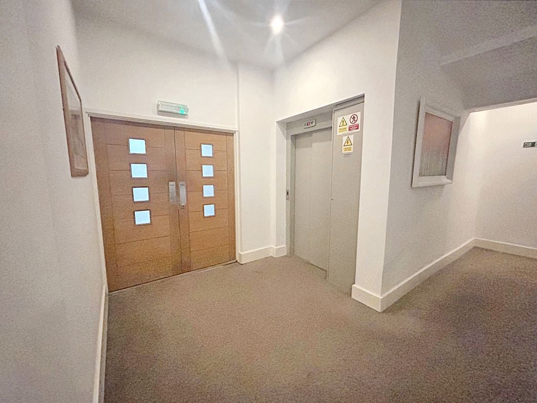 Flat Esplanade Avenue in North Tyneside