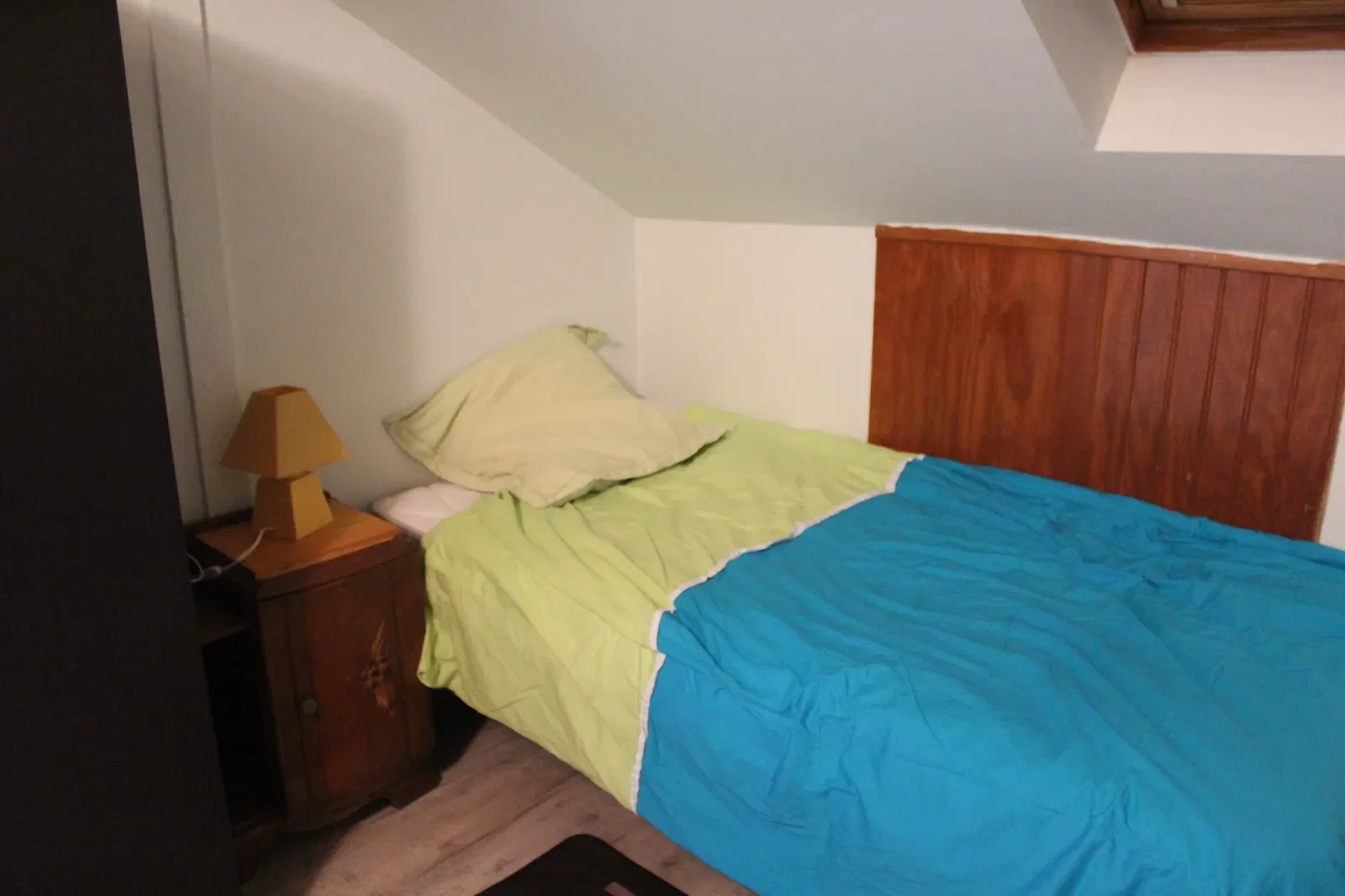 Room Rue de Bourgogne in Moulins