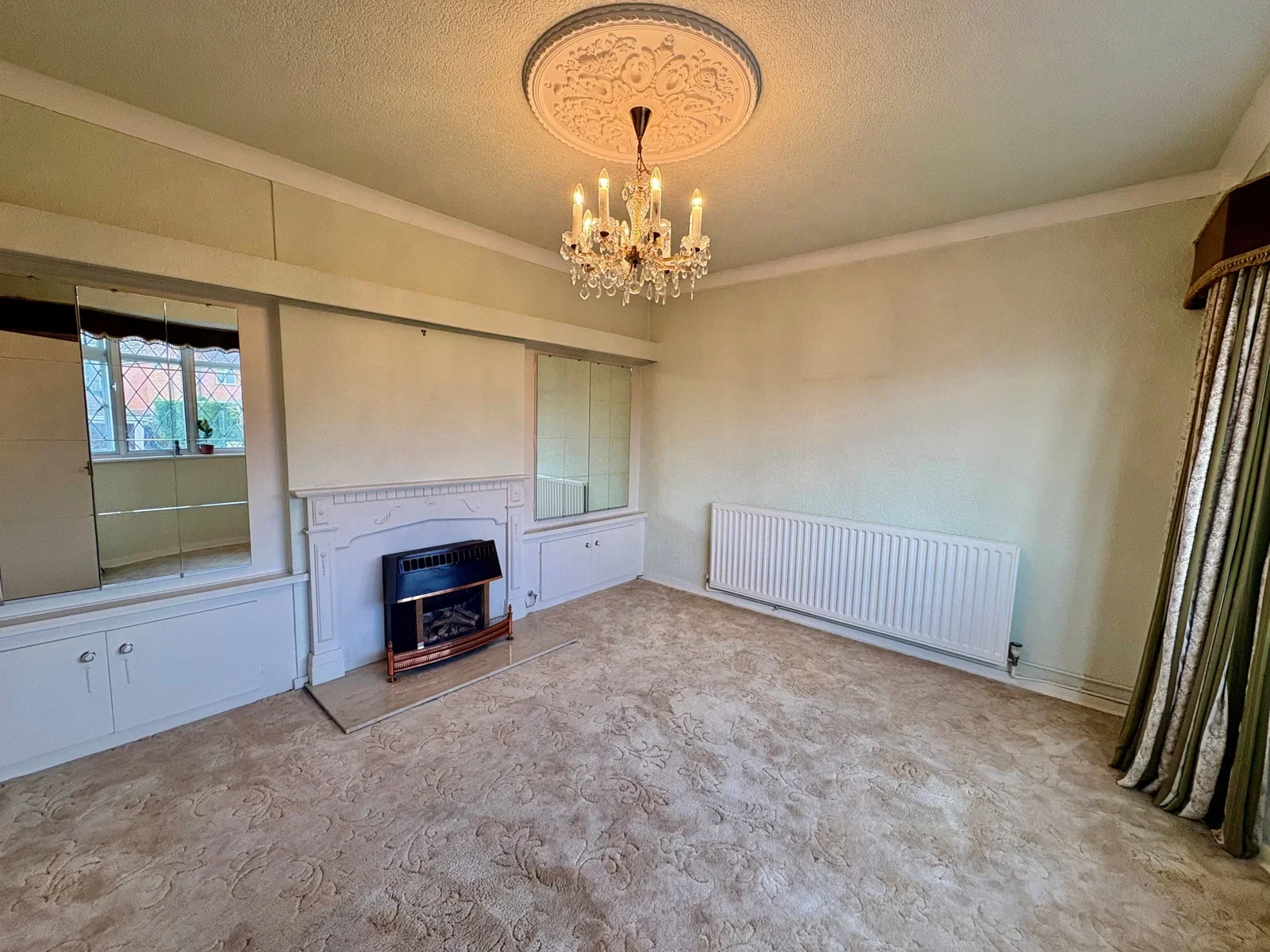 House Cotwall End Road in Coseley