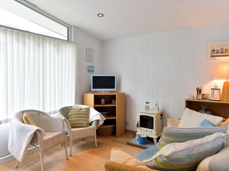 Flat Caswell Road in Newton