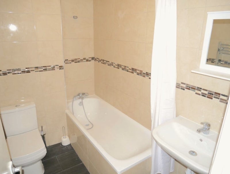 Room Fernhead Road in City of Westminster