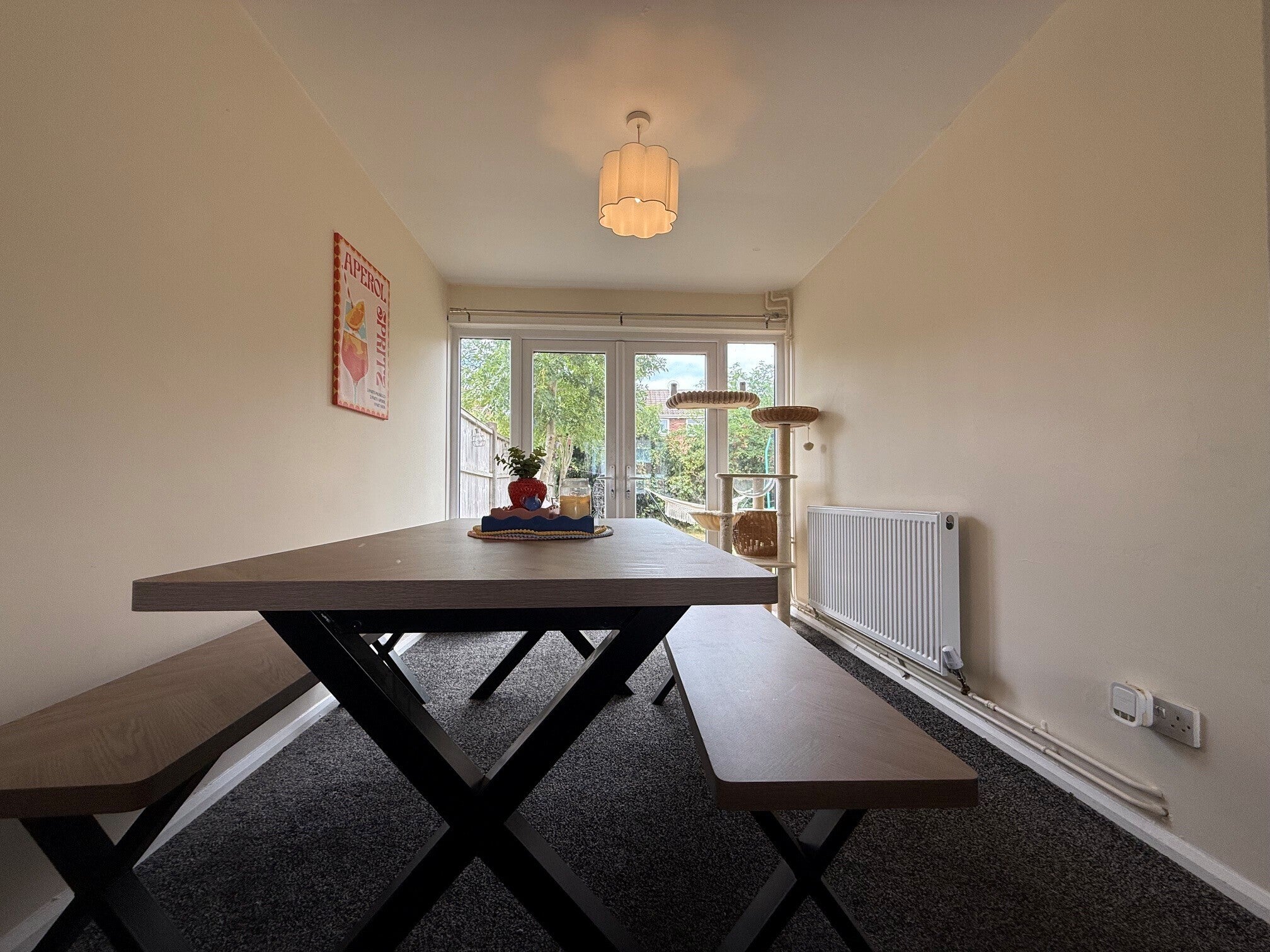 Flat Edmonton Close in Worcester